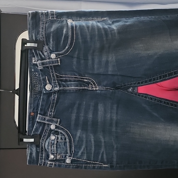 Miss Me Jeans - 30. Like New! - Picture 4 of 8